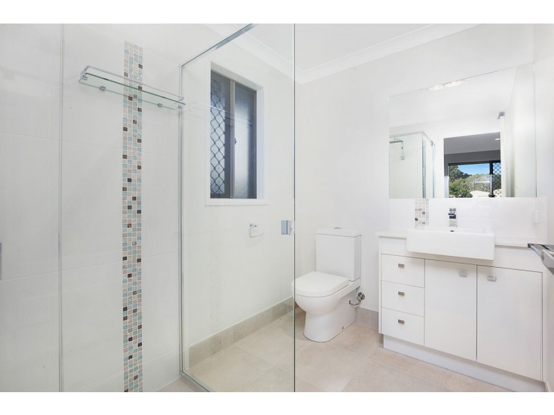 6 Poinciana Cresent, Kawungan QLD 4655