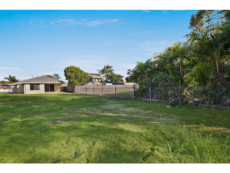 6 Poinciana Cresent, Kawungan QLD 4655