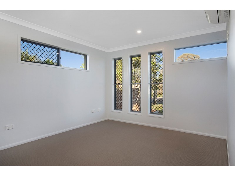 6A Poinciana Cresent, Kawungan QLD 4655