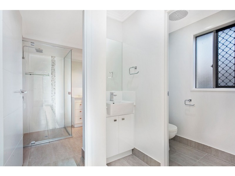 6A Poinciana Cresent, Kawungan QLD 4655