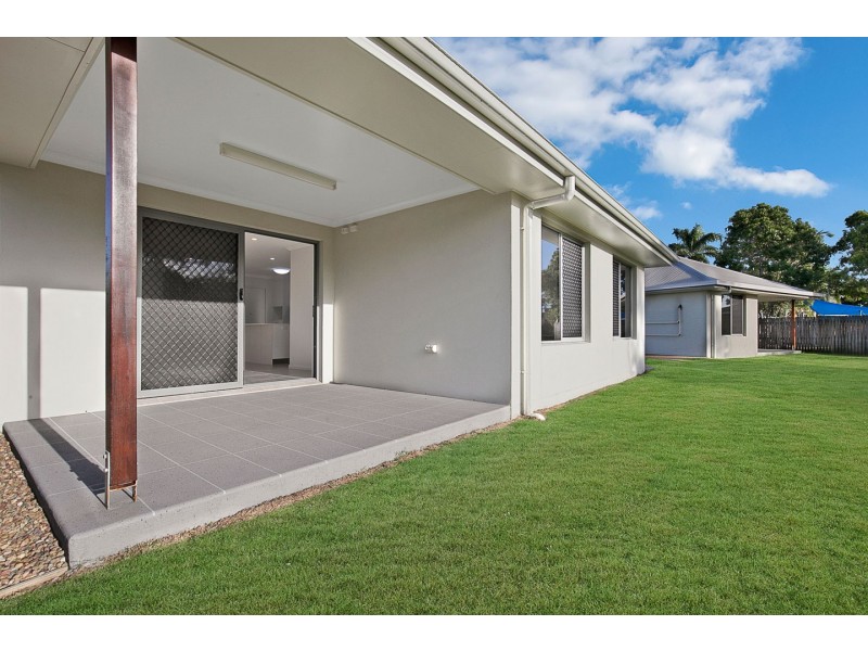 6A Poinciana Cresent, Kawungan QLD 4655