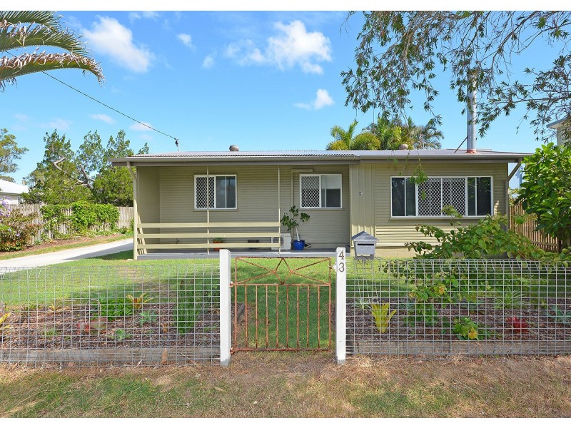 43 Stephenson Street, Pialba QLD 4655