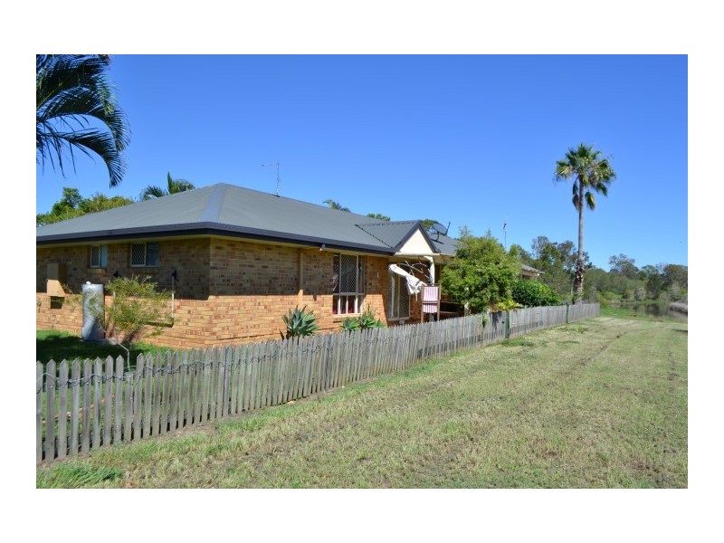 119 North Street, Point Vernon QLD 4655