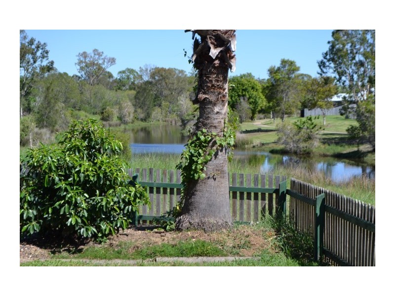 119 North Street, Point Vernon QLD 4655