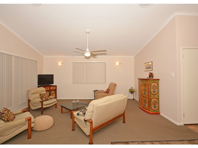 Unit 1/73-75 Newhaven Street, Pialba QLD 4655