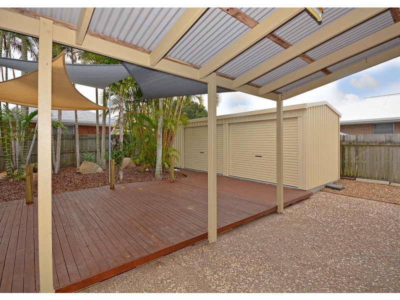 1 King Arthur, Urangan QLD 4655