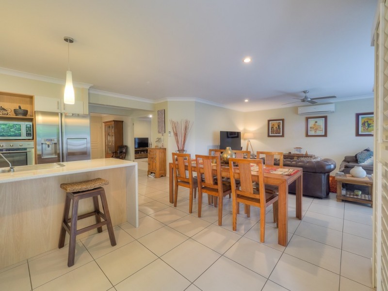 13 Fulmar Court, Burrum Heads QLD 4659