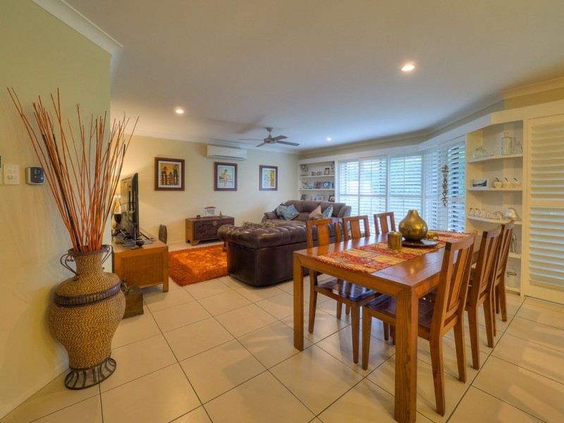 13 Fulmar Court, Burrum Heads QLD 4659