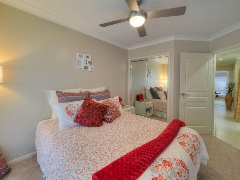 13 Fulmar Court, Burrum Heads QLD 4659