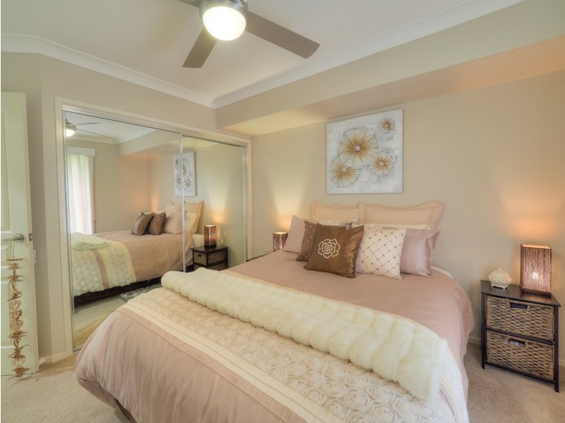 13 Fulmar Court, Burrum Heads QLD 4659