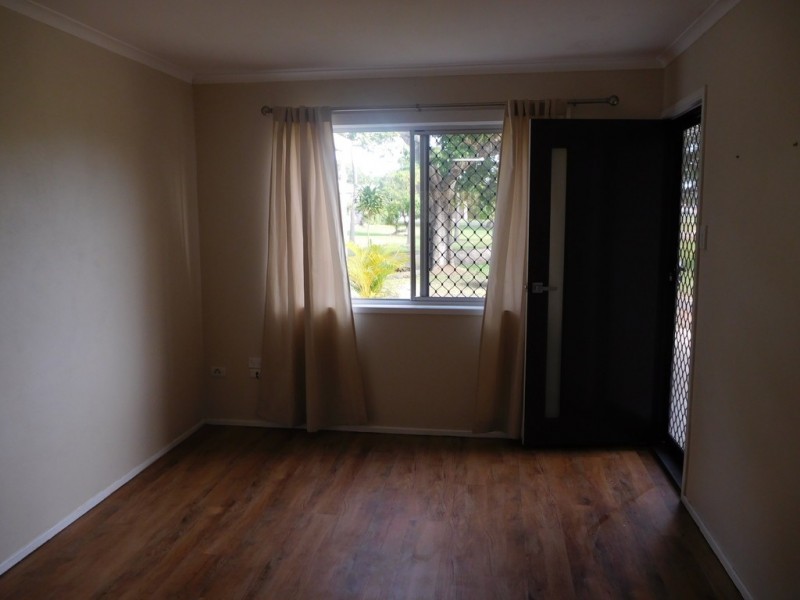 2/3 Down Street, Scarness QLD 4655