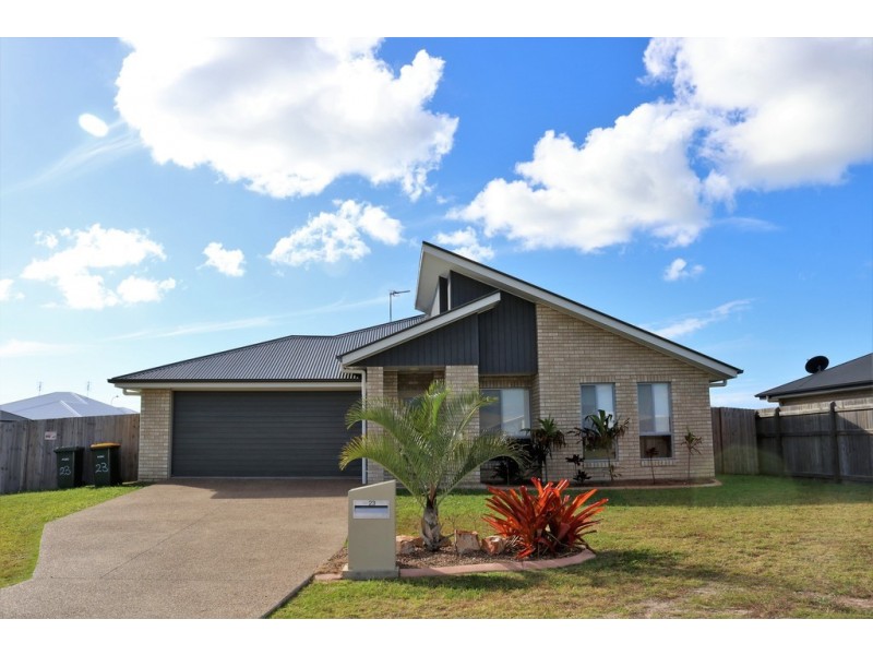23 Bounty Circuit, Eli Waters QLD 4655