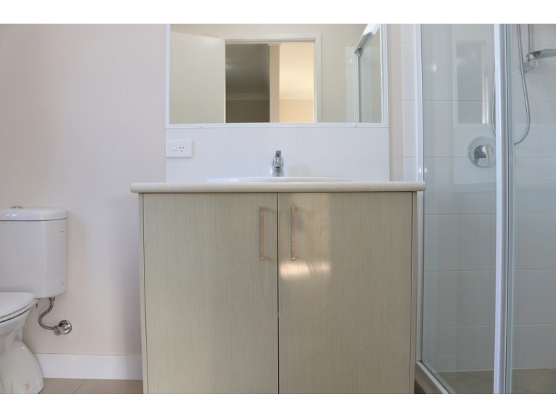 23 Bounty Circuit, Eli Waters QLD 4655