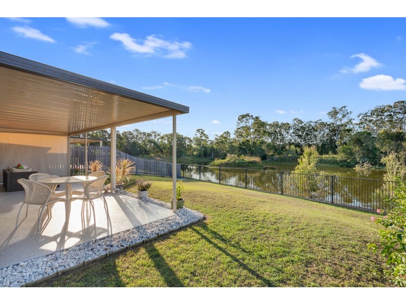 19 Sunny Way, Toogoom QLD 4655