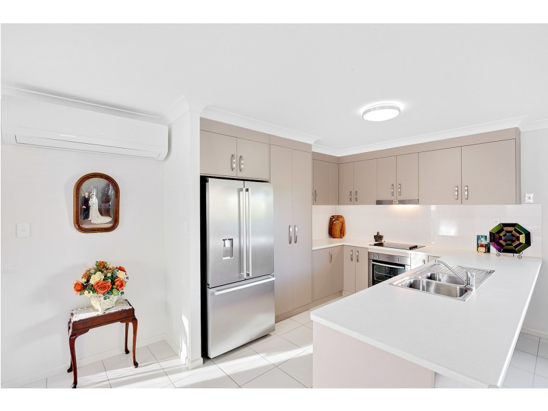 19 Sunny Way, Toogoom QLD 4655