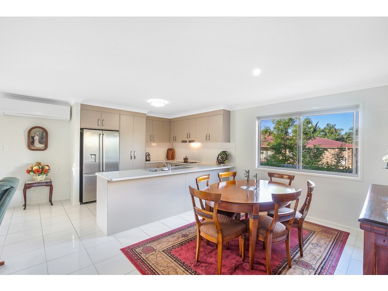 19 Sunny Way, Toogoom QLD 4655