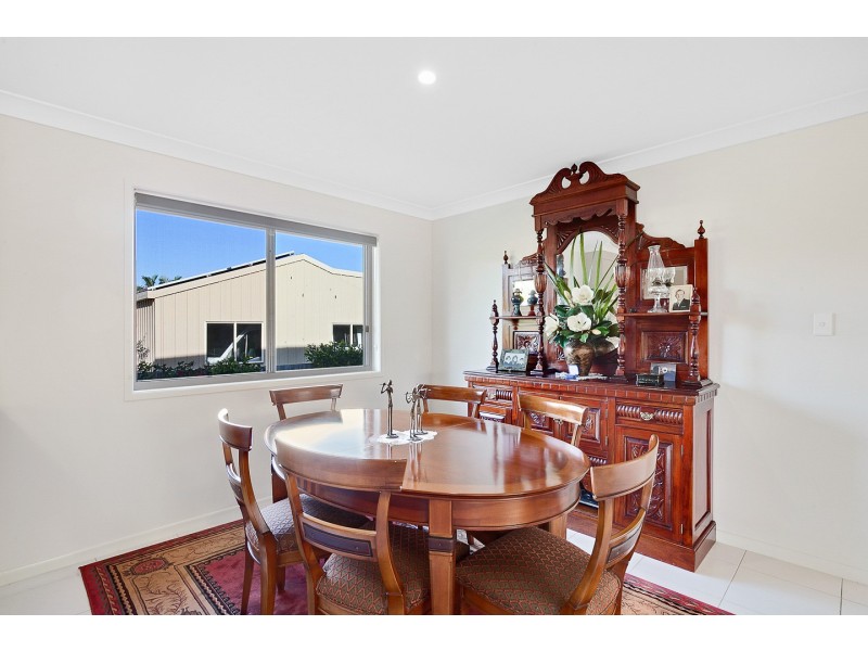 19 Sunny Way, Toogoom QLD 4655