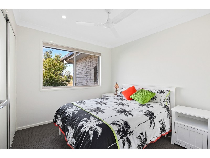 19 Sunny Way, Toogoom QLD 4655