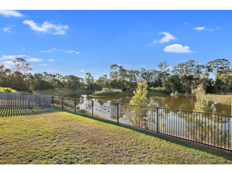 19 Sunny Way, Toogoom QLD 4655