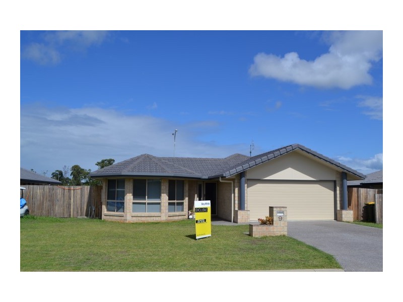 9 Parakeet Court, Kawungan QLD 4655