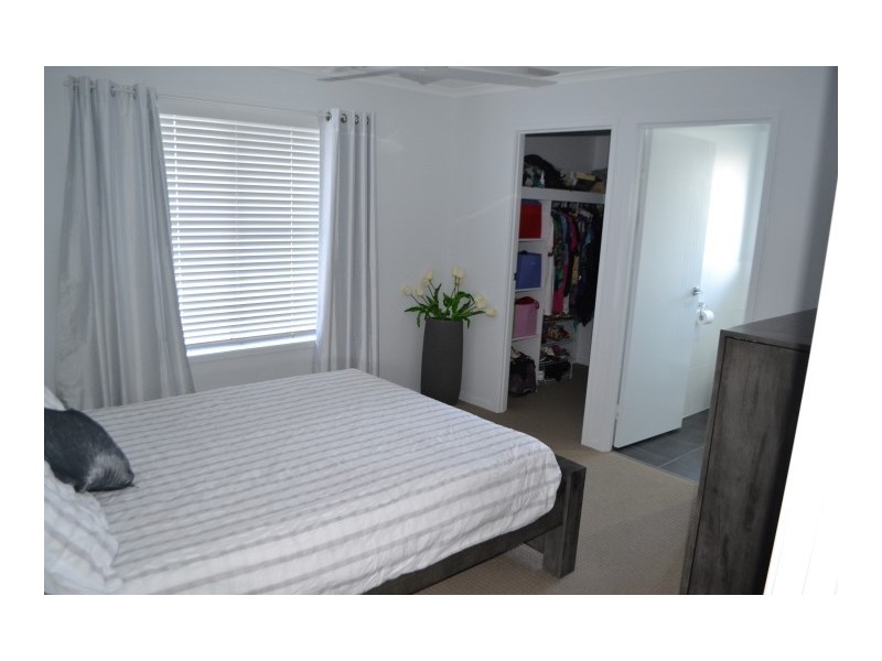 9 Parakeet Court, Kawungan QLD 4655