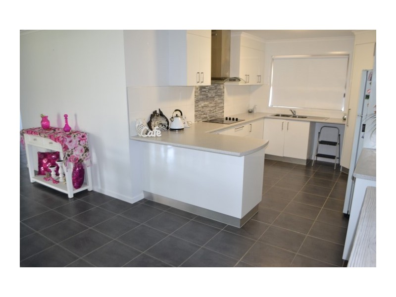 9 Parakeet Court, Kawungan QLD 4655