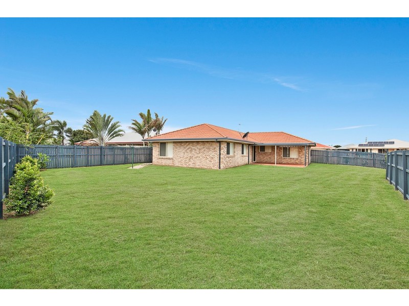1 Gwen Court, Urraween QLD 4655