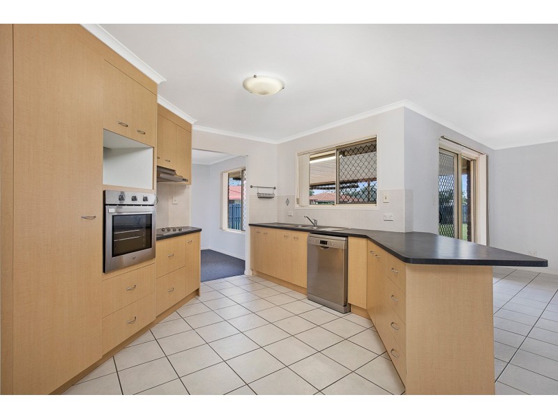 1 Gwen Court, Urraween QLD 4655