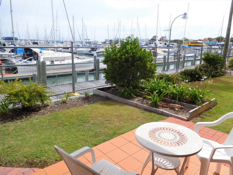 31/17 Buccaneer Drive (Great Sandy Straits Marina), Urangan QLD 4655