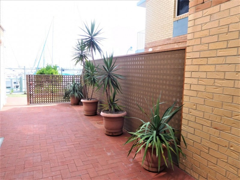 31/17 Buccaneer Drive (Great Sandy Straits Marina), Urangan QLD 4655