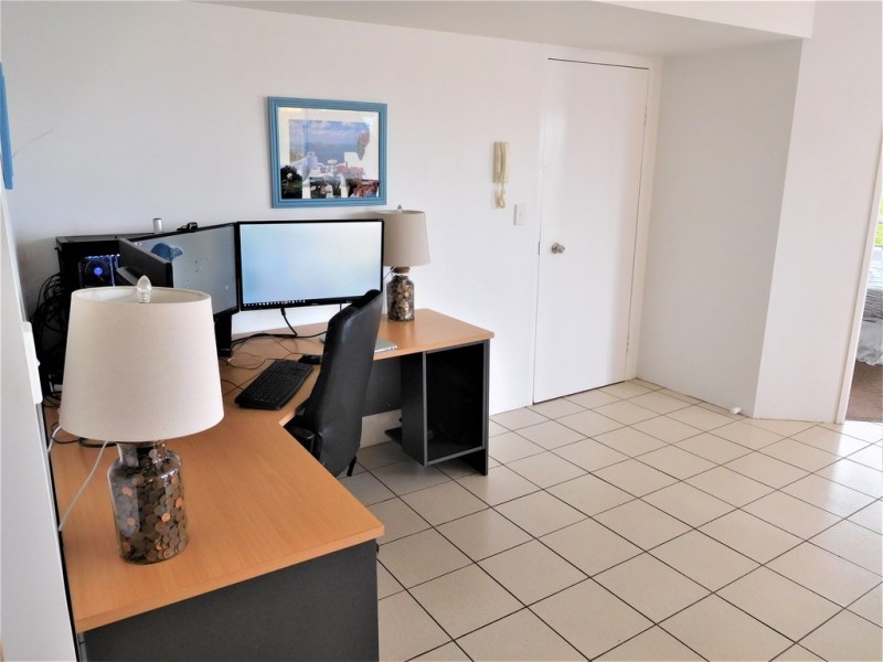 31/17 Buccaneer Drive (Great Sandy Straits Marina), Urangan QLD 4655