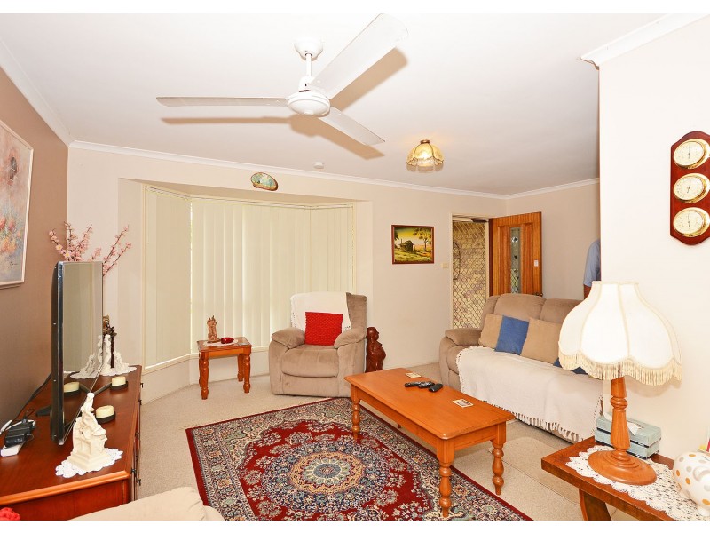 15 Thornbill Drive, Eli Waters QLD 4655