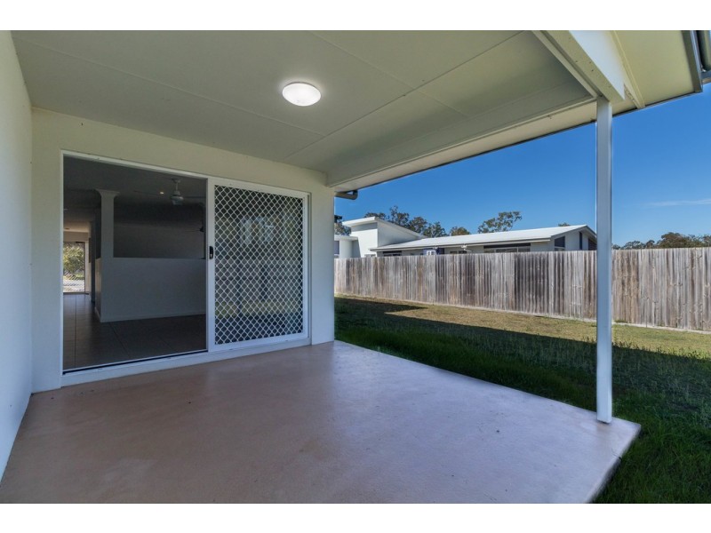 9 Longboard St, Toogoom QLD 4655