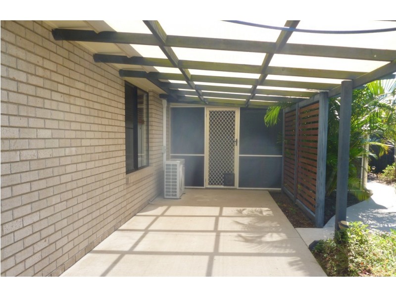 94 Wattle St, Point Vernon QLD 4655
