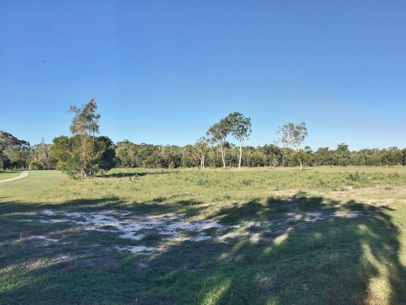 15 Southern Cross Circuit, Urangan QLD 4655