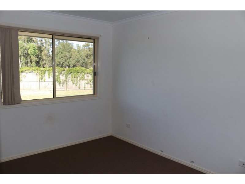 4 Burnett Court, Eli Waters QLD 4655