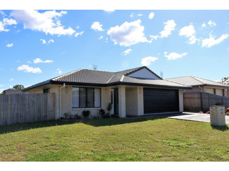 14 Parakeet Court, Kawungan QLD 4655