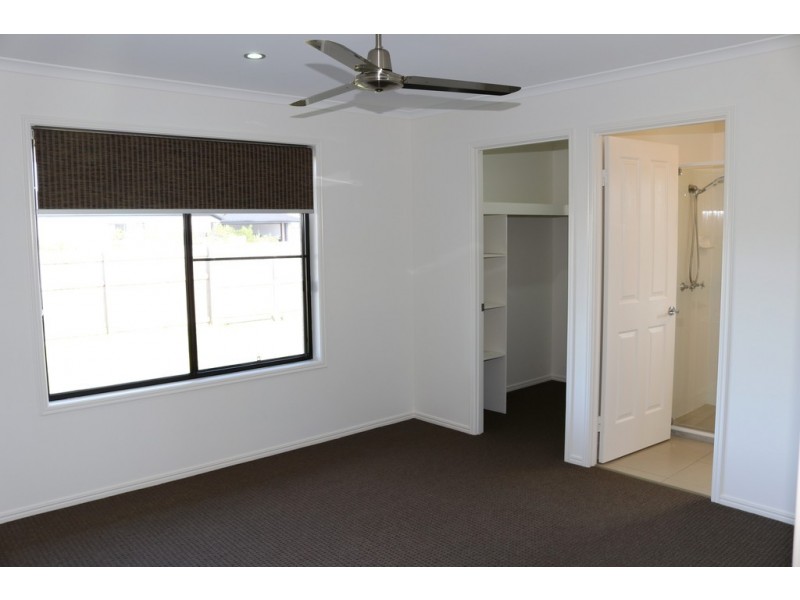 14 Parakeet Court, Kawungan QLD 4655