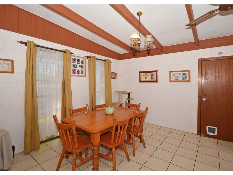 33 Honiton Street, Torquay QLD 4655