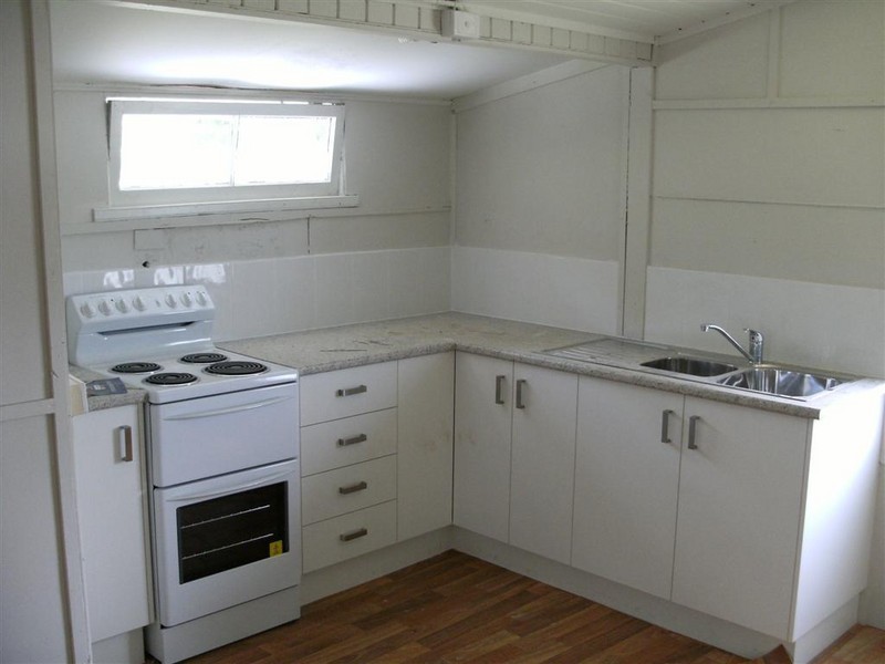 21 HIBISCUS, Urangan QLD 4655