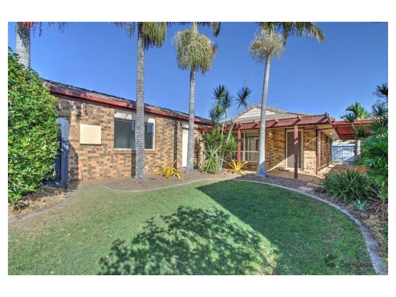 111 Bideford Street, Torquay QLD 4655