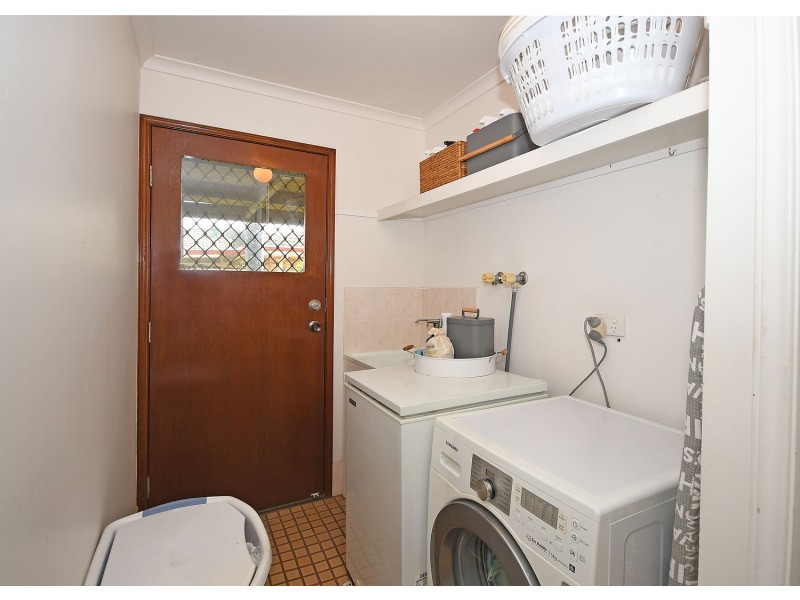 11 Granada Court, Point Vernon QLD 4655