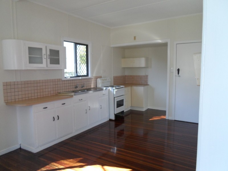 137 Torquay Road, Scarness QLD 4655