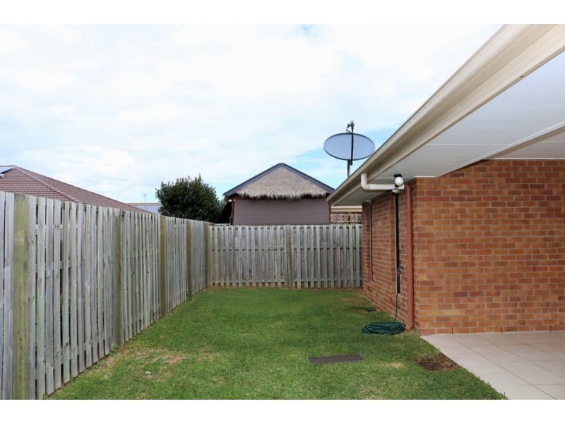 17 Santa Maria, Eli Waters QLD 4655