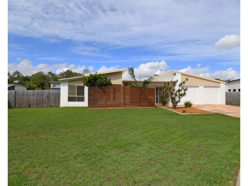 4 Aqua Court, Toogoom QLD 4655