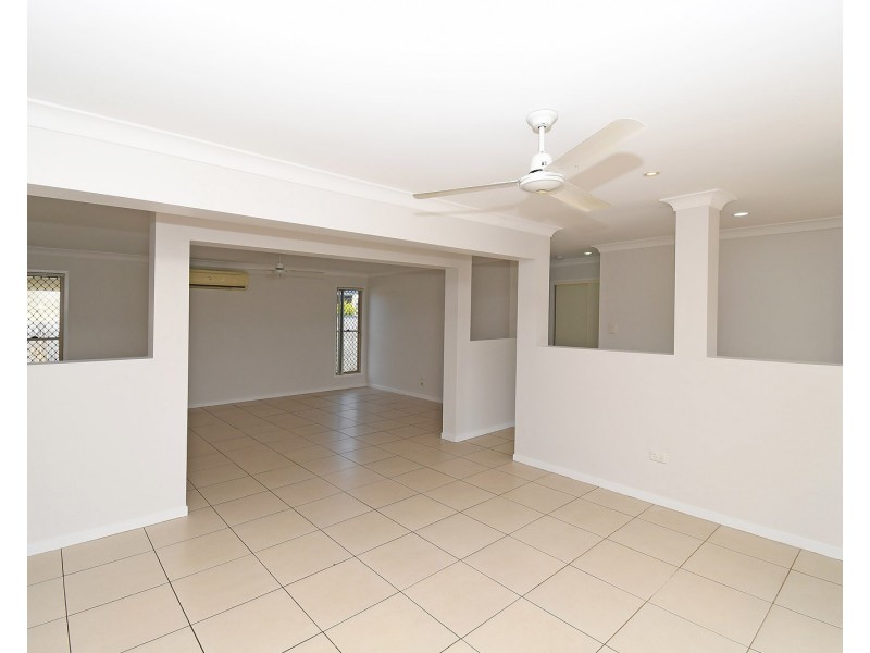 4 Aqua Court, Toogoom QLD 4655