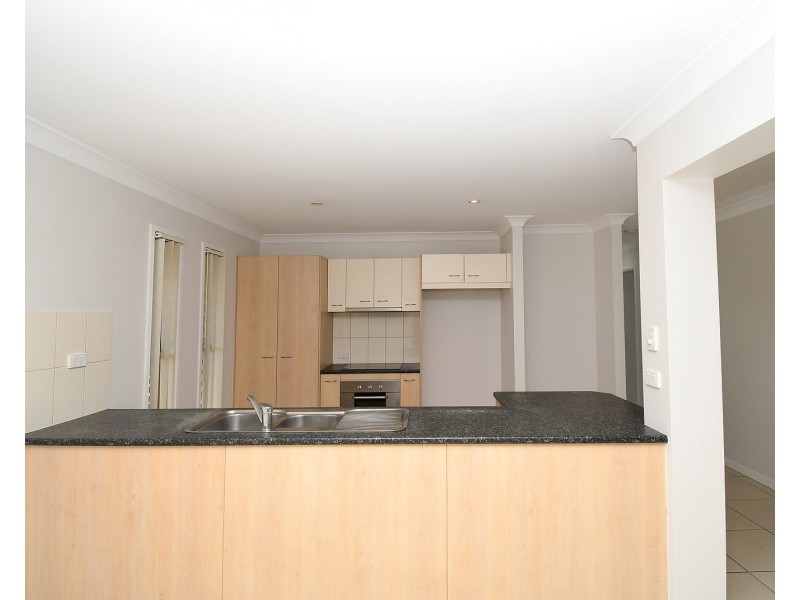 4 Aqua Court, Toogoom QLD 4655