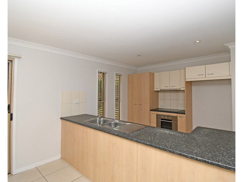 4 Aqua Court, Toogoom QLD 4655