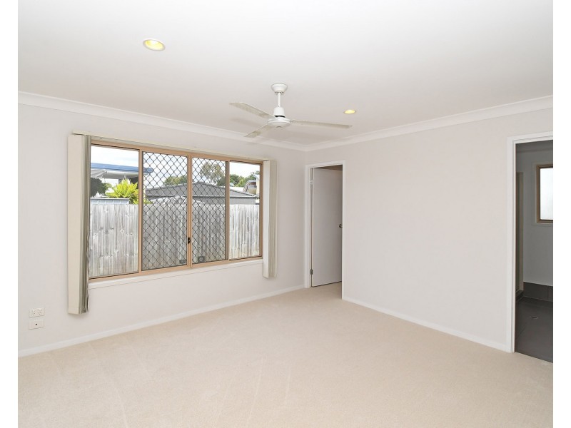 4 Aqua Court, Toogoom QLD 4655