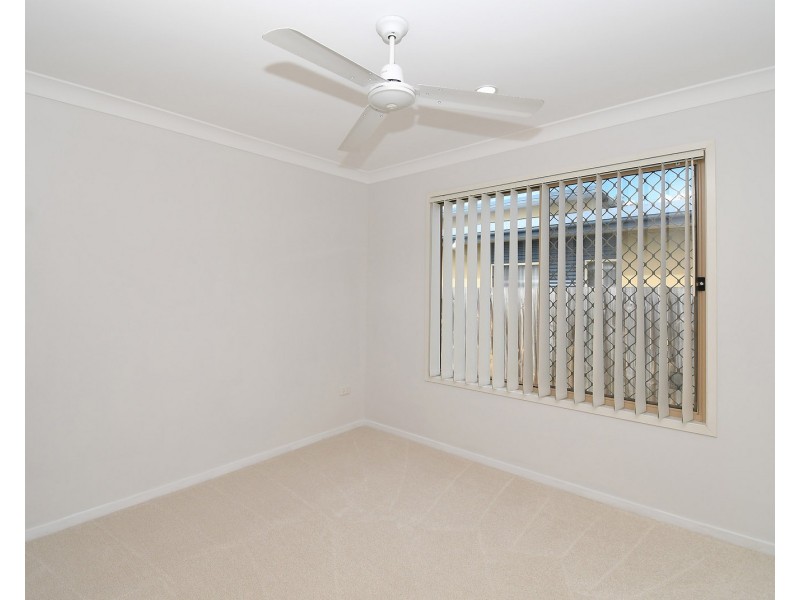 4 Aqua Court, Toogoom QLD 4655